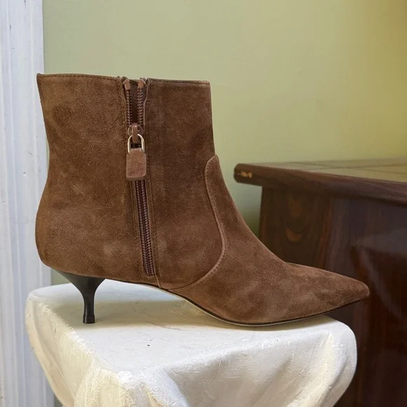 STUART WEITZMAN Brown Suede Ankle Boots size 8 B women H3N9 - Picture 2 of 6